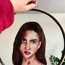 My project in Embroidered Portraits on Tulle course. Embroider, Portrait Drawing, and DIY project by Elpiniki Georgiou - 02.16.2022