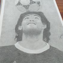 Mi Proyecto del curso: Retrato realista con lápiz de grafito. Traditional illustration, Fine Arts, Sketching, Pencil Drawing, Drawing, Portrait Drawing, and Artistic Drawing project by Joni Ferrari - 02.16.2022