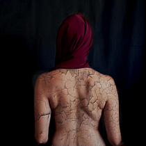 FEMININO - um estudo sobre ser e estar. Photograph, Photograph, Post-production, Photo Retouching, Portrait Photograph, Studio Photograph, Fine-Art Photograph, Photomontage, and Self-Portrait Photograph project by umbelino.yasmin - 02.09.2022