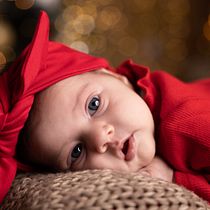 Il mio progetto del corso: Introduzione alla fotografia newborn. Un projet de Photographie, Photographie de portrait, Photographie de studio, Photographie lifest, le , et Photographie intérieure de Cristina Duca - 20.02.2022