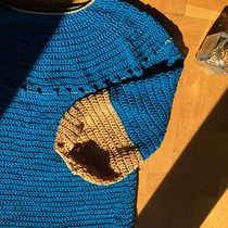 Il mio progetto del corso: Uncinetto: progetta vestiti e pattern a lavorazione circolare. Un progetto di Design di accessori, Fashion design, Fiber Art, DIY e Uncinetto di Laura - 20.02.2022