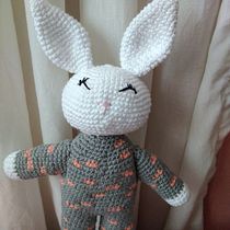Mi Proyecto del curso: Amigurumi: creación de personajes con ganchillo. Arts, Crafts, To, Design, Fiber Arts, Crochet, Amigurumi, and Textile Design project by nicolerodriguezacuna4 - 02.23.2022