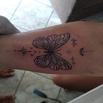 Meu projeto do curso: Tatuagem botânica com pontilhismo. Projekt z dziedziny Trad, c, jna ilustracja, Projektowanie tatuaż, R i sunek botaniczn użytkownika Luender Julio - 23.02.2022