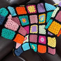 Mi Proyecto del curso: Grannies de crochet: haz tu propio suéter. Fashion Design, Fiber Arts, DIY, Crochet, and Textile Design project by Blanca Isabel Guerrero Santana - 02.24.2022