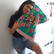 Mi Proyecto del curso: Introducción al punto de cruz contemporáneo. Embroider, DIY, Upc, cling, and Textile Design project by Natalia Contreras - 02.25.2022