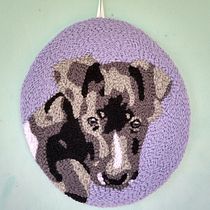 Meu projeto do curso: Bordado com punch needle: da imagem ao retrato. Un progetto di Ricamo, Punch needle e Textile Design di Stefânia Vieira - 28.02.2022