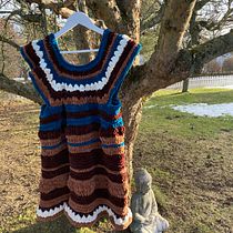 My project in Crochet Techniques for Colorful Clothing course. Fashion Design, Fiber Arts, DIY, Crochet, and Textile Design project by Linda Ekvall - 03.02.2022