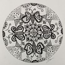 My project in The Art of Mandala Drawing: Create Geometric Patterns course. Drawing & Ink Illustration project by Lisa - 03.02.2022