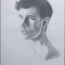 My project in Realistic Portrait with Graphite Pencil course. Traditional illustration, Fine Arts, Sketching, Pencil Drawing, Drawing, Portrait Drawing, Realistic Drawing, Artistic Drawing, and Figure Drawing project by Matt Shadinger - 03.01.2022