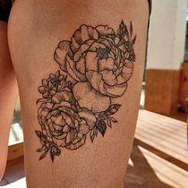 Mi Proyecto del curso: Tatuaje botánico con puntillismo. Projekt z dziedziny Trad, c, jna ilustracja, Projektowanie tatuaż, R i sunek botaniczn użytkownika Azul López - 05.03.2022