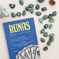 Meu projeto do curso: Runas!. Mobile Photograph, Instagram, Instagram Photograph, Lifest, and le Photograph project by Isabel Correia Batista - 03.06.2022