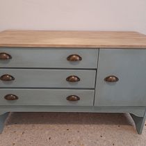 Mi Proyecto del curso: Iniciación a la chalk paint. Een project van Craft, Meubelontwerp en -bouw, Interieurontwerp, Schilderij, DIY, Upc, cling, Decoratief schilderen, Meubelrestauratie en -upc y cling van Miriam Gallart Figueres - 06.03.2022