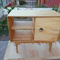 Mi Proyecto del curso: Diseño y construcción de muebles para principiantes. Arts, Crafts, Furniture Design, Making, Interior Design, DIY, and Woodworking project by Jonathan Vargas - 03.05.2022