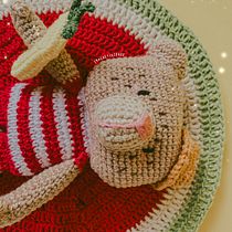 Mi Proyecto del curso: Amigurumis: diseña y crea personajes en 2D. Accessor, Design, Arts, Crafts, Fiber Arts, Crochet, and Textile Design project by Van - 03.09.2022