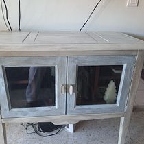 Mi Proyecto del curso: Iniciación a la chalk paint. Een project van Craft, Meubelontwerp en -bouw, Interieurontwerp, Schilderij, DIY, Upc, cling y Decoratief schilderen van Cristina Caro - 10.03.2022