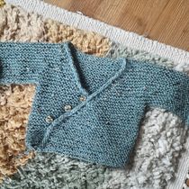 My project for course: Knitting for Children's Garments. Een project van  Modeontwerp, Textiel, DIY, Breien y Textielontwerp van winnie_gut - 11.03.2022
