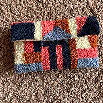 My project for course: Punch Needle Techniques for Custom Accessories. Un progetto di Artigianato, Ricamo, Fiber Art, DIY, Punch needle e Textile Design di f4n5kxrrfn - 15.03.2022
