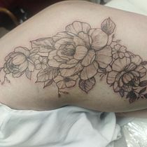 Mi Proyecto del curso: Tatuaje botánico con puntillismo. Ilustração tradicional, Desenho de tatuagens e Ilustração botânica projeto de Xioliz Molina - 16.03.2022