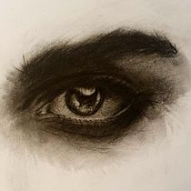 My project for course: Artistic Charcoal Portraiture: Creating Atmosphere. Ilustração tradicional, Artes plásticas, Desenho, Desenho de retrato, Desenho realista, e Desenho artístico projeto de Ron Elliott - 18.03.2022