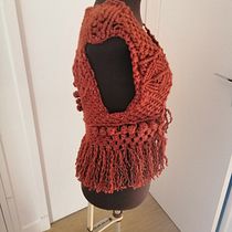 Mon projet du cours : Macramé : créez des vêtements uniques. Un proyecto de Diseño de complementos, Artesanía, Tejido, Macramé y Diseño textil de Amal Karrouach - 22.03.2022