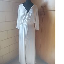 My project for course: Designing, Cutting, and Making One-Size Garments. Design de moda, Costura, e Modelagem e confecção projeto de constantina_f - 23.03.2022