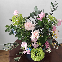 Mon projet du cours : Décor floral : compositions joyeuses et colorées Ein Projekt aus dem Bereich Innendesign, L, schaftsbau, Dekoration von Innenräumen, DIY und Blumen- und Pflanzendesign von Sophie De Maillard - 26.03.2022