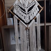 Meu projeto do curso: Introdução à tapeçaria em macramê. Un progetto di Design di accessori, Artigianato, Fiber Art, Macramè e Textile Design di Maria Angélica LinsdosSantos - 28.03.2022