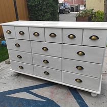 Mi Proyecto del curso: Upcycling de muebles vintage con técnicas de pintura. Arts, Crafts, Furniture Design, Making, Interior Design, Painting, DIY, Woodworking, Upc, cling, Decorative Painting, Furniture Restoration, Upc, and cling project by Iwona Półtorak - 03.31.2022