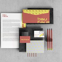 Bauhaus: Branding tipográfico. Br, ing e Identidade, Tipografia, Design de logotipo, Design gráfico, e Estratégia de marca projeto de rudiduartedesigner - 31.03.2022