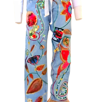 Mi Proyecto del curso: Diseño de moda: pintura y bordado sobre prendas Ein Projekt aus dem Bereich Malerei, Modedesign, Stickerei, DIY, Upc, cling und Textildesign von Monica Fonnegra Alarcon - 31.03.2022