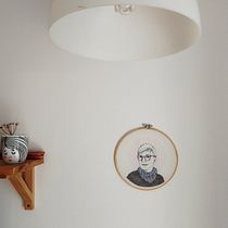 My portrait for "Creation of Embroidered Portraits". Un projet de Broderie , et Design textile de le_benes - 03.04.2022