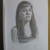 Mi Proyecto del curso: Retrato realista con lápiz de grafito. Traditional illustration, Fine Arts, Sketching, Pencil Drawing, Drawing, Portrait Drawing, Realistic Drawing, Artistic Drawing, and Figure Drawing project by Lucia Ferreira - 04.04.2022