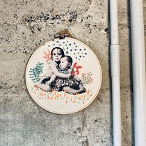 Mi Proyecto del curso: Bordado en fotografías sobre tela. Photograph, Collage, Paper Craft, Printing, Embroider, DIY, and Textile Design project by Teresa Nuño veci - 04.04.2022