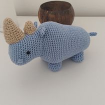 Meu projeto do curso: Design e criação de amigurumis. Arts, Crafts, To, Design, Fiber Arts, DIY, Crochet, Amigurumi, and Textile Design project by Jessica Firmino - 04.04.2022