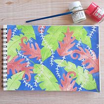 My project for course: Botanical Patterns in a Sketchbook: Conquer the Blank Page. Ilustração tradicional, Pattern Design, Ilustração botânica, e Sketchbook projeto de Stella Marie Cabilao - 04.04.2022