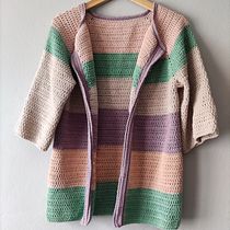Mi Proyecto del curso:  Top-down: prendas a crochet de una sola pieza. Un progetto di Fashion design, Fiber Art, DIY, Uncinetto e Textile Design di Sei - 06.04.2022