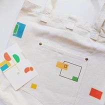 Geometric shape. Screen Printing, Fashion Design, Printing, Textile Printing, and Textile Design project by Veronica Lam - 04.09.2022