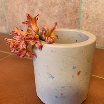 Mi Proyecto del curso: Técnicas decorativas en resinas acrílicas. Design de acessórios, Artesanato, e DIY projeto de Maria Moncada - 10.04.2022