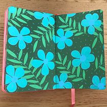 Mon projet du cours : Motifs botaniques et carnet de croquis. Ilustração tradicional, Pattern Design, Ilustração botânica, e Sketchbook projeto de Elise Palma - 12.04.2022