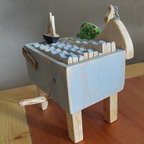 Mon projet du cours : Automates en bois : créez des sculptures en mouvement . Character Design, Sculpture, To, Design, Art To, s, and Woodworking project by Vincent Plantier - 04.12.2022