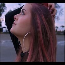 Rosa azulada 💜💙❤️. Film, Video, TV, Photograph, Post-production, Video, TV, Video Editing, and Color Correction project by Alexander Peláez Betancurth - 12.14.2022