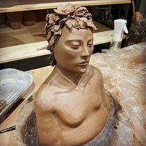 My project for course: Introduction to Clay Figurative Sculpture. Artes plásticas, Escultura, e Cerâmica projeto de Laura Cromwell - 14.04.2022