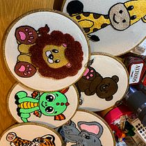 Mi Proyecto del curso: Diseño y bordado de muñecos con aguja mágica. Embroider, Decoration, Art To, s, Textile Design, and Punch Needle project by chines182003 - 08.23.2022