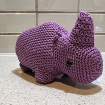 Mi Proyecto del curso: Diseño y creación de amigurumis. Un projet de Artisanat, Conception de jouets, Art textile, DIY, Crochet, Amigurumi , et Design textile de Luisa Valencia - 22.04.2022
