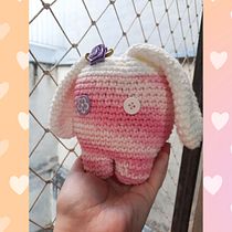 Meu projeto do curso: Amigurumi: criação de personagens com crochê. Arts, Crafts, To, Design, Fiber Arts, Crochet, Amigurumi, and Textile Design project by gabrielasedrez - 04.22.2022