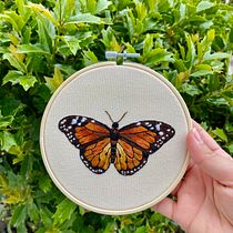 My project for course: Realistic Embroidery Techniques. Traditional illustration, Embroider, and Textile Design project by mayavandeweert - 04.27.2022