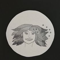 Mein Kursprojekt: Einführung in die Stickerei in Schwarz. Un proyecto de Bordado y Diseño textil de JuRu Trö-Si - 27.04.2022