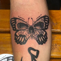 Meu projeto do curso: Técnicas de tatuagem blackwork com fine line. Un progetto di Design di tatuaggi e Illustrazione tradizionale di Cauê Marcelino - 30.04.2022