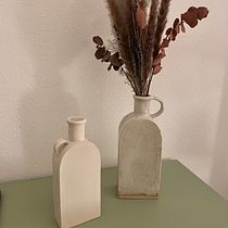 Kursprojekt: Schöpfung deiner ersten Keramikvase. Un proyecto de Diseño de complementos, Artesanía y Cerámica de Amanda - 02.05.2022