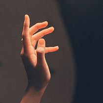 The Hand. Writing, Creativit, Stor, telling, Narrative, and Creative Writing project by Maksym Pokhyton - 05.01.2022